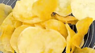 Crispy potato chips 2