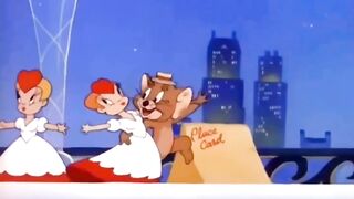 Jerry Waltzes on the Rooftop Table | Wholesome Tom & Jerry Romance Scene