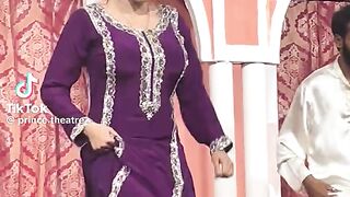 NAZLI Noor 😘 Hot dance performance 3
