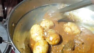 ডিমের কারি