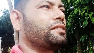 ভালোবাসা টাকার কাছে হেরে যাচ্ছে