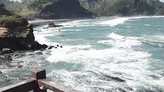 Beach 33
