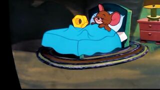 Tom Cat's Magnetic Trick Fails on Jerry Mouse | Classic Cartoon Comedy