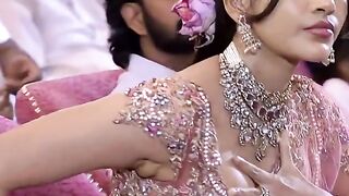 Hot India gril life show