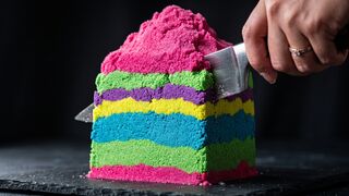 The Most Satisfying Kinetic Sand Cutting Ever 🔥