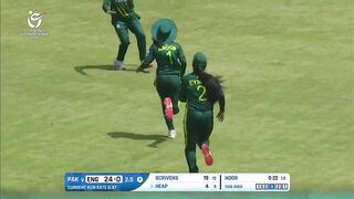 Syeda Aroob Shah takes a stunner _ U19 Women's T20WC