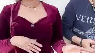 Ajeeb ajeeb kasam ke log Hain is duniya mein