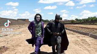 🦇 Batman e Coringa — Uma Cena Inusitada