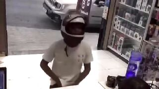 MEU DEUS, OLHEM O QUE ACONTECEU!