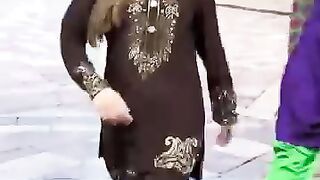 Nayyab Kahn Hot dance performance 2