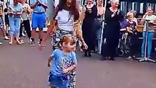 Dance Like a Pro on the Street- Easy Training for Beginners
