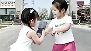 嘻嘻 姨姨們看看誰跳的好