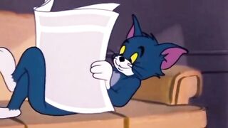 Tom’s Newspaper Moment Takes a Hilarious Turn 😂📰 | Tom & Jerry