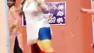 Hot dance performance 🔥 video viral plz