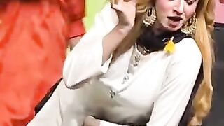 Masoom Malik blockbuster dance performance
