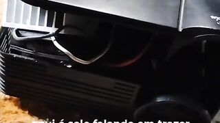 Consertando um Mini projetor
