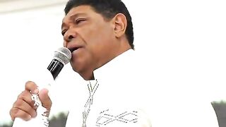"Uma palavra de vitória para a sua vida hoje! | Ap. Valdemiro Santiago"