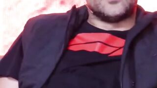 Ela fala: “Você não vai fazer”… Eu: “Não, já tá feito!