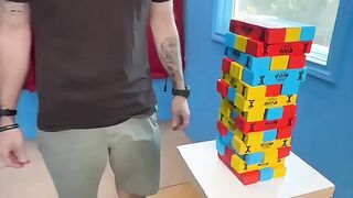 O DESAFIO DA TORRE E A ARMADILHA! 🧱🕳️