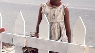 SEMPRE vai ter anjos que estão ali pq Deus os enviar esse vídeo vai emocionar o seu coração