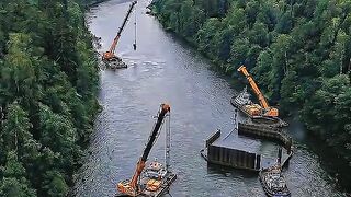 This Train Bridge Looks Unreal… 🚆🌊