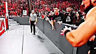 WWE undertaker helps Roman reigns