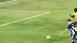 Persib Bandung berhasil mengalahkan Manila  Digger FC dengan skor 1-0