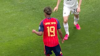 Lamine Yamal - Lamine Yamal’s INSANE Dribbles at the World Cup 🇪🇸🔥