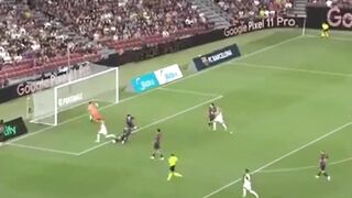 FC Barcelona sukses membantai Rayo Vallecano dengan skor telak 5-2 pekan ketiga La Liga