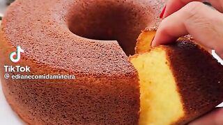 bolo de fubá com creme de leite fofinho cremoso e irresistível 12