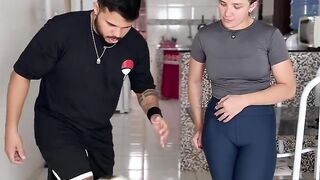 Mostra pra mim esse talento la na cama kk