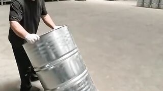“Look what this man can do!”
