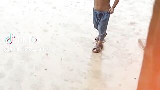 Tiktok kiviral video