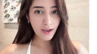 Beautiful girl 495