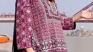 Sindhi song girl's dance