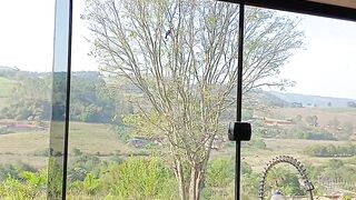 Visita em casa um Tucano.
