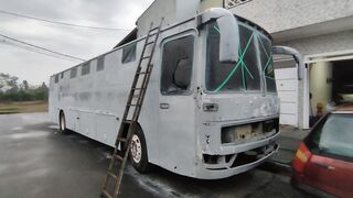 Renovating a motorhome bus