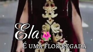 Ela se acha