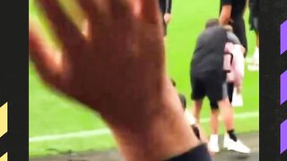 Aksi Kocak Maguire! Marking Teman Sendiri Berujung Gol Gratisan