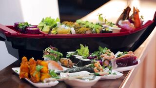 SUSHI BOAT