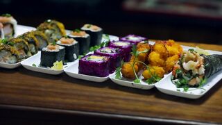 SUSHI TABLE 1