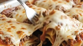 Comendo muito… asmr satisfatório #mukbang #mastigando #asmr #mukbangeatingshow