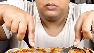 Comendo muito… asmr satisfatório #mukbang #mastigando #asmr #mukbangeatingshow 6