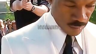 TUBUH PRIA INI DIKENDALIKAN OLEH ALIEN YANH INGIN MENGACAU DI BUMI ‼️