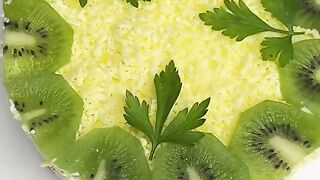 Праздничный салат с курицей