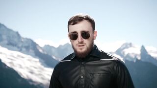 Султан Лагучев - Cкучает осень (премьера 2021