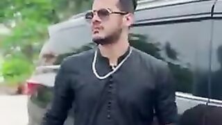 dashing hero beautiful wife #funny# #funnyshorts# #tiktokvideos# #snackvideos# #funnyvideos# #febpost# #febposts# #world#
