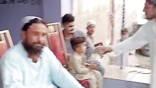 ہم مل کر خدمت خلق کریں گی
