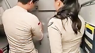 Pramugari Cantik Super Air Jet Saat Persiapan Buka Pintu Pesawat 3