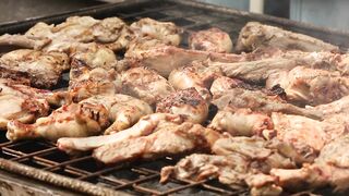 BARBECUE CHICKEN